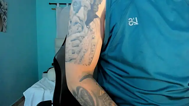 juan  jimenez online show from April 12, 2026, 9:18 pm