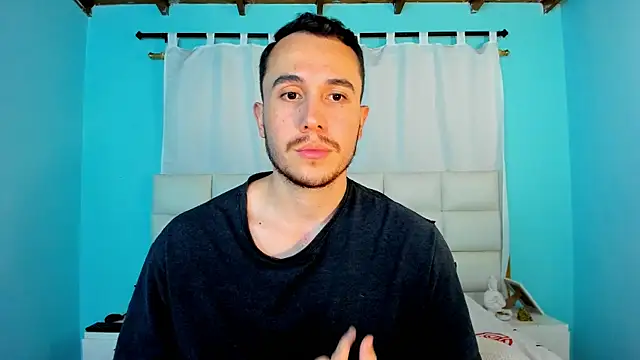 juan  jimenez online show from November 19, 2025, 12:43 am