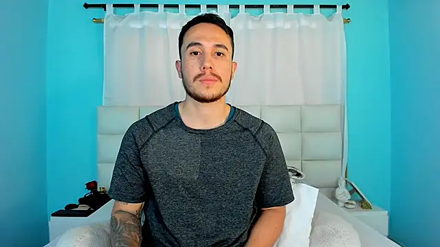 juan  jimenez online show from November 29, 2025, 8:20 pm