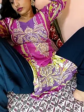 Beautifulsex4u online show from October 27, 2025, 7:15 pm