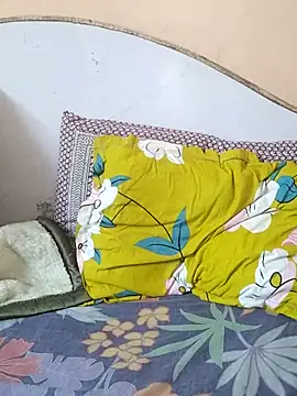 Beautifulsex4u online show from September 17, 2025, 6:32 pm