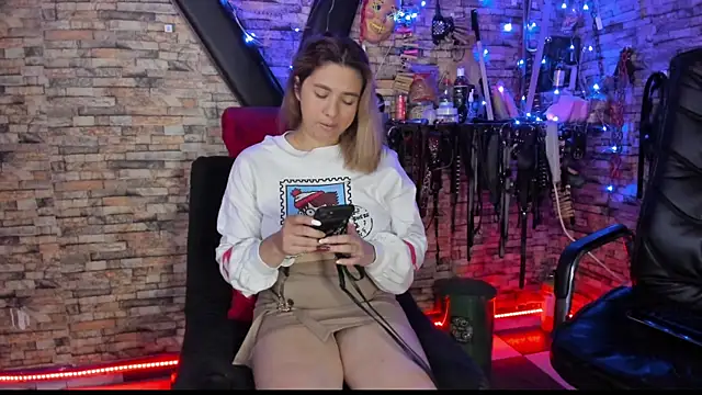 Liltildeman moon online show from February 17, 2026, 9:23 pm