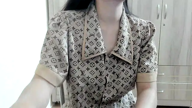 Snapshot of Beauty_Asian_Tina chatting on March 15, 2025, 12:58 am Beauty Asian Tina online show from March 15, 2025, 12:58 am