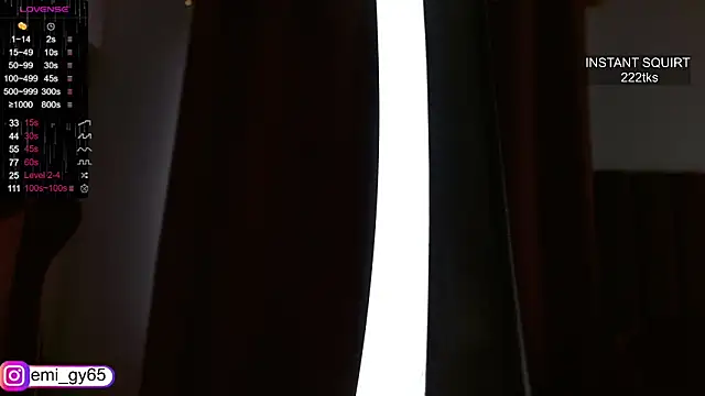 Snapshot of emilyn_grey1 chatting on February 17, 2026, 4:15 pm emilyn grey1 online show from February 17, 2026, 4:15 pm