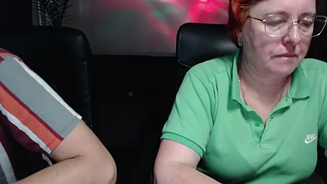 JoannaAndNeighbour online show from November 8, 2025, 8:40 am