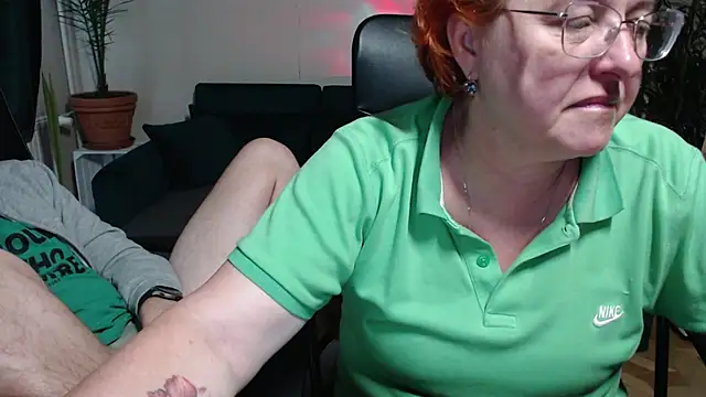 JoannaAndNeighbour online show from October 14, 2025, 8:04 am