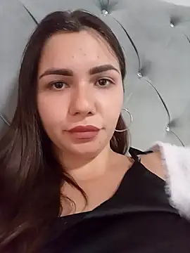 HannahMeid online show from September 15, 2025, 9:54 am