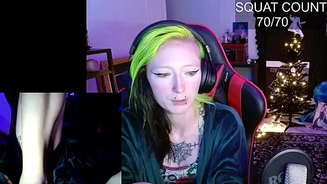 alicewonder09 online show from December 1, 2025, 7:20 am