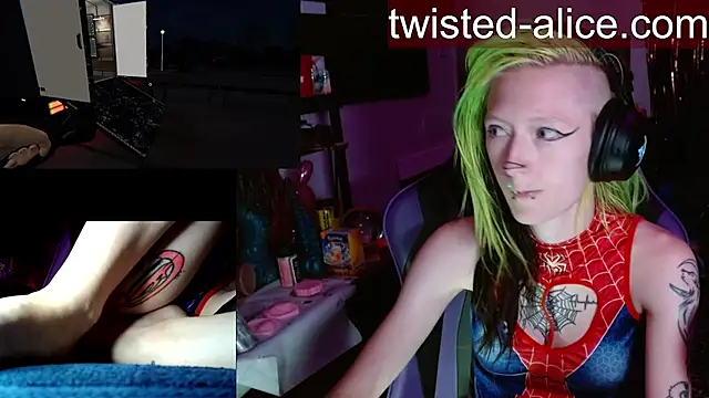 alicewonder09 online show from June 3, 2026, 2:45 am