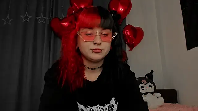 Snapshot of t0riayun0 chatting on February 19, 2025, 7:05 pm t0riayun0 online show from February 19, 2025, 7:05 pm