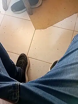 pedrosantos3366 online show from November 9, 2025, 12:47 am