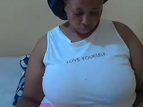 Snapshot of Sexy-queen99xx chatting on March 9, 2025, 8:18 am Sexy-queen99xx online show from March 9, 2025, 8:18 am