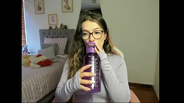 Snapshot of samysweet_8 chatting on November 8, 2025, 1:47 pm samysweet 8 online show from November 8, 2025, 1:47 pm