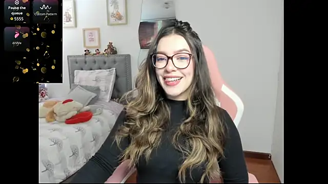 Snapshot of samysweet_8 chatting on November 14, 2025, 2:43 pm samysweet 8 online show from November 14, 2025, 2:43 pm