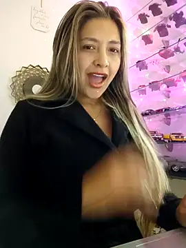 Snapshot of alana_69 chatting on February 11, 2026, 11:15 pm alana 69 online show from February 11, 2026, 11:15 pm