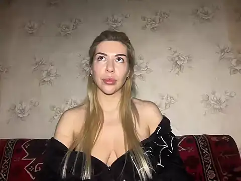 Lux Sonya Star online show from December 19, 2025, 1:35 pm