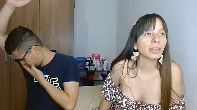 Isaandysex2428 online show from June 12, 2026, 1:58 am