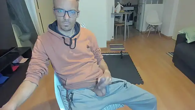 guachin hunk online show from September 16, 2025, 4:02 am