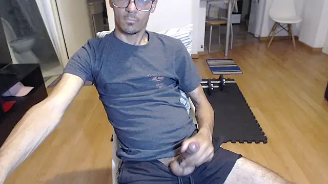 guachin hunk online show from October 9, 2025, 5:57 pm