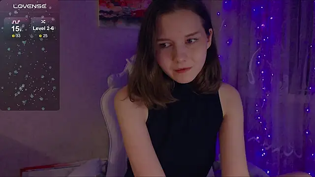 mslilunicorn online show from January 11, 2025, 6:54 pm