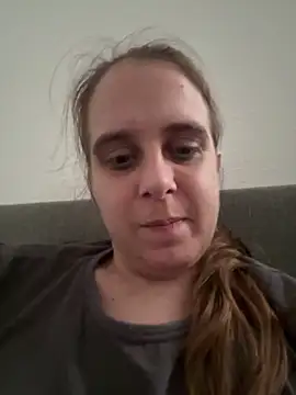 LadyChantale online show from March 28, 2026, 9:43 am