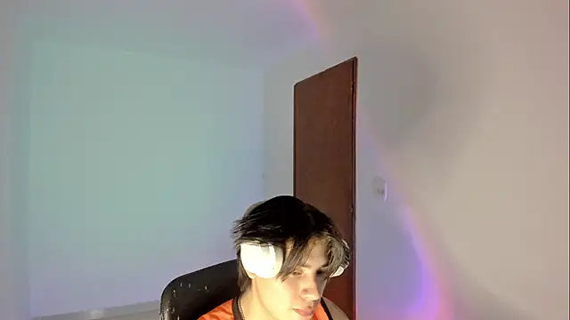 Snapshot of Giordano_Russo chatting on November 20, 2025, 10:52 pm Giordano Russo online show from November 20, 2025, 10:52 pm