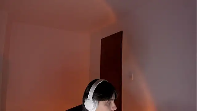 Giordano Russo online show from December 17, 2025, 10:26 pm