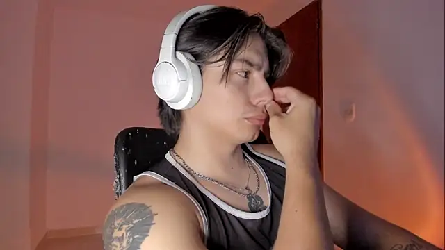 Giordano Russo online show from December 15, 2025, 2:50 am