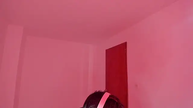 Snapshot of Giordano_Russo chatting on October 4, 2025, 8:21 pm Giordano Russo online show from October 4, 2025, 8:21 pm