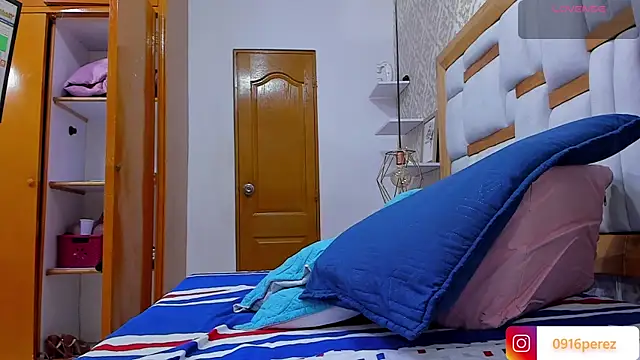 Snapshot of _kaarla_ chatting on September 13, 2025, 7:14 pm kaarla online show from September 13, 2025, 7:14 pm