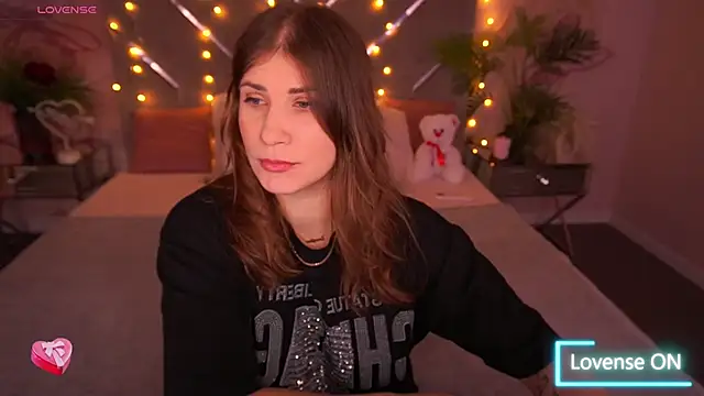 CassandraGood online show from February 12, 2026, 7:41 am