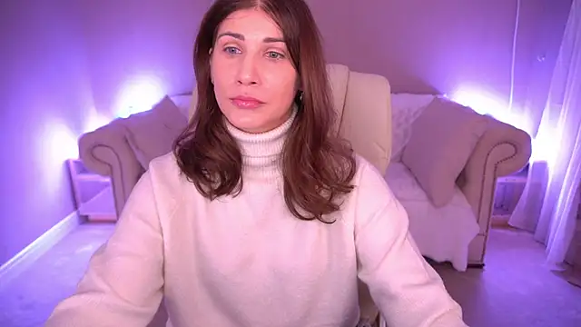 CassandraGood online show from November 15, 2025, 6:28 am