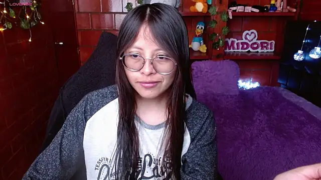 Snapshot of MidoriQuiinn chatting on June 24, 2026, 4:05 pm MidoriQuiinn online show from June 24, 2026, 4:05 pm