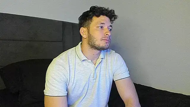 alejandro  2 online show from December 2, 2025, 6:31 pm