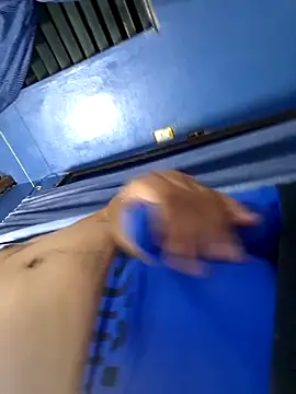 Eumanzor online show from April 12, 2026, 12:47 am