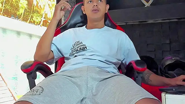 boy bigcock24cm online show from June 1, 2026, 12:27 pm