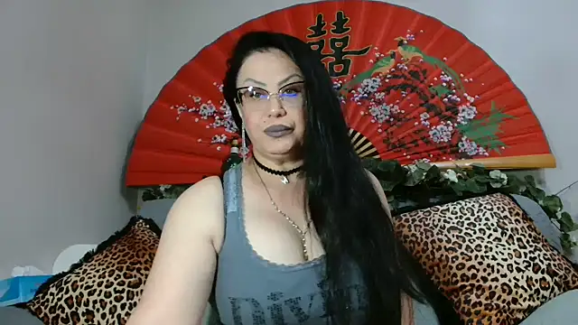 x  KHALEESI  x online show from May 31, 2026, 6:09 pm