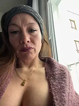 Snapshot of angelitasexy81 chatting on March 15, 2025, 7:53 am angelitasexy81 online show from March 15, 2025, 7:53 am