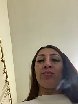 Snapshot of rikaking_ chatting on February 21, 2026, 8:16 am rikaking online show from February 21, 2026, 8:16 am