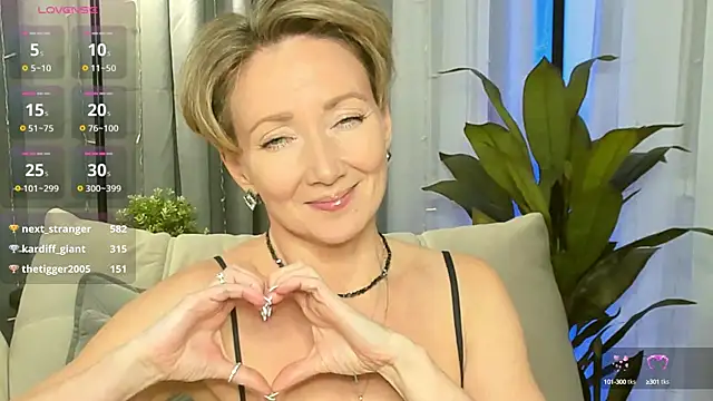 AkexandraFix online show from March 14, 2025, 6:07 pm