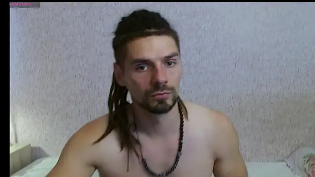 Snapshot of Aestheticguy101 chatting on October 5, 2025, 12:29 pm Aestheticguy101 online show from October 5, 2025, 12:29 pm
