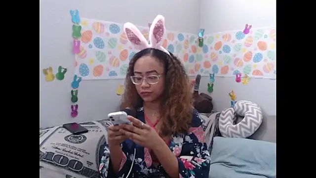 RylHoneyy online show from April 5, 2026, 5:30 pm