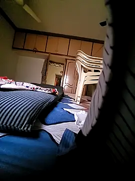 Snapshot of vansh1802 chatting on November 30, 2025, 5:19 am vansh1802 online show from November 30, 2025, 5:19 am