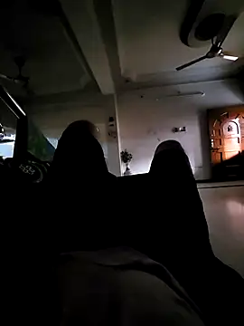 Snapshot of vansh1802 chatting on October 18, 2025, 2:24 am vansh1802 online show from October 18, 2025, 2:24 am