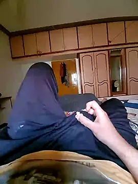 Snapshot of vansh1802 chatting on November 23, 2025, 7:51 am vansh1802 online show from November 23, 2025, 7:51 am