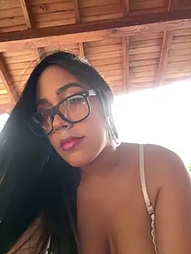 Snapshot of WHAAATTTTTTTTTT chatting on January 17, 2025, 10:12 pm WHAAATTTTTTTTTT online show from January 17, 2025, 10:12 pm