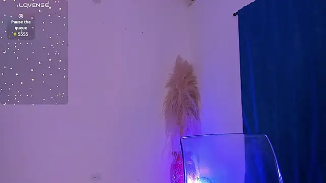 annita lopez online show from October 6, 2025, 11:16 pm