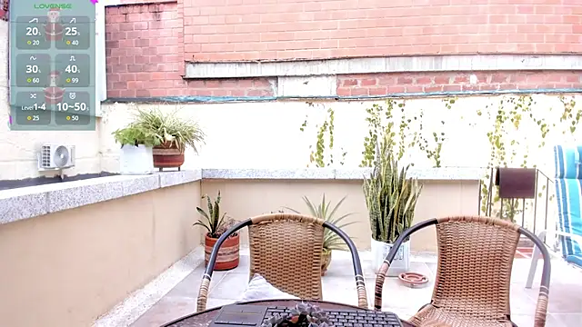 Snapshot of Amy_art chatting on January 7, 2026, 8:47 pm Amy art online show from January 7, 2026, 8:47 pm