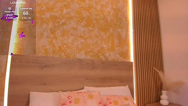 Alana 2916  online show from October 1, 2025, 3:33 am