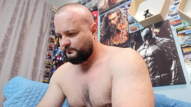 Snapshot of Muscle_Bear chatting on February 15, 2026, 7:51 am Muscle Bear online show from February 15, 2026, 7:51 am